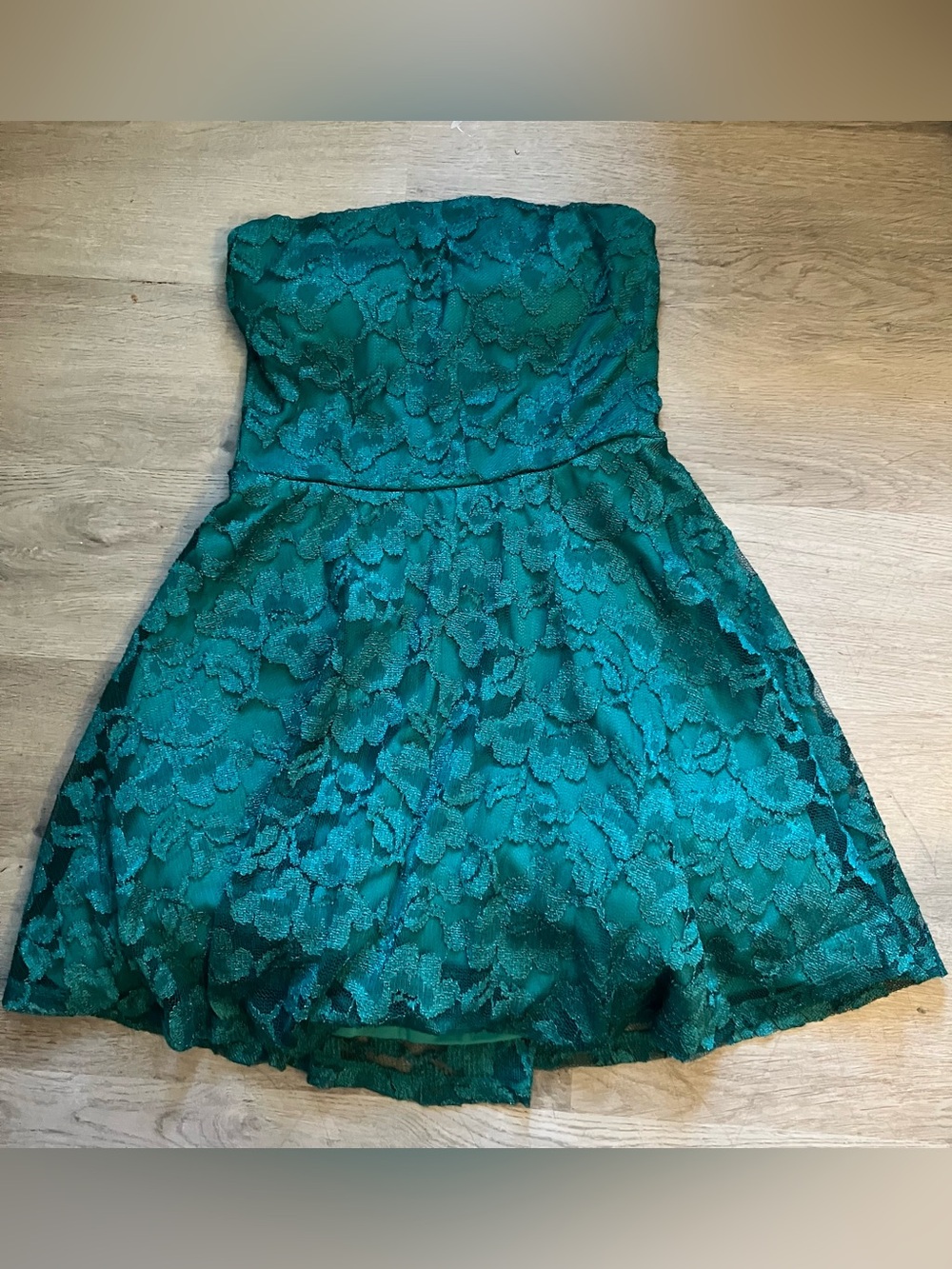 Size Medium Lily Rose Green Lace Strapless Party Dress